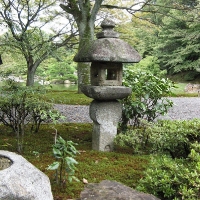 sento-imperial-palast-garten-kyoto-oribe-laterne